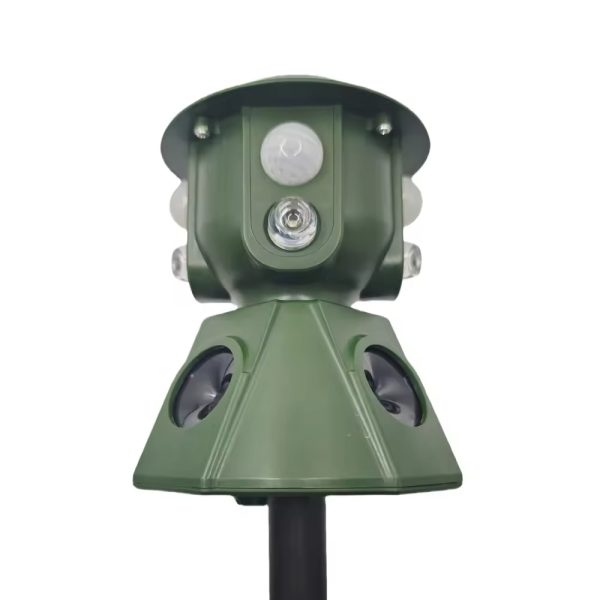 Top-Sold Eco-Friendly Solar Powered LED Flashing Night Light ABS Material Foxes Wolves Repeller for Orchard Farm Solid State - Image 4